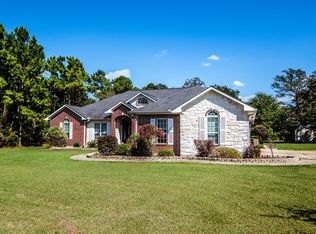 128 Tanglewood Dr, Huntsville, TX 77320