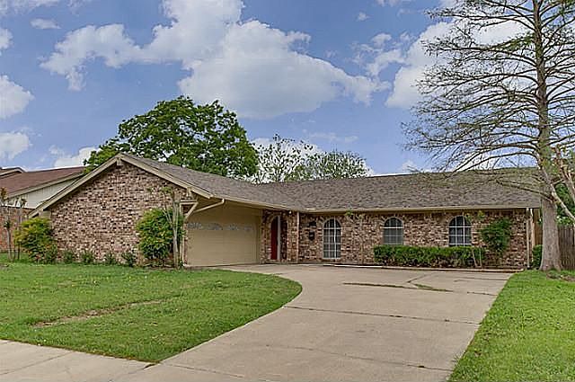 1st image of 2025 Shenandoah Dr