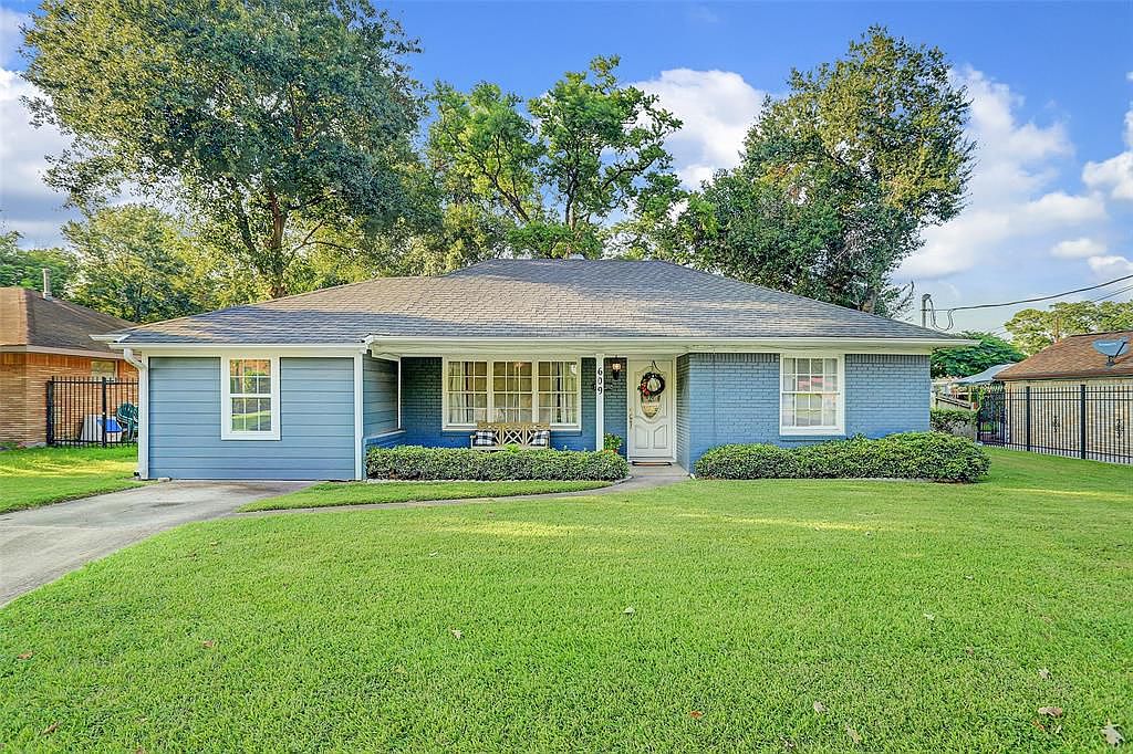 609 Moody St, Houston, TX 77009 Zillow
