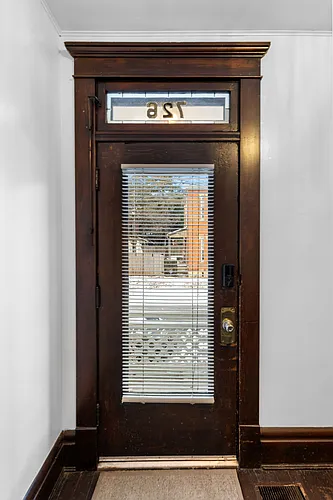726 Kerr St Photo 1