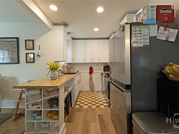 5th image of 2122 E 43rd Street