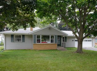 3422 Devonshire Ave, Kalamazoo, MI 49006