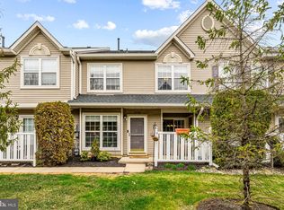 5706 Essex Ln, Mount Laurel, NJ 08054