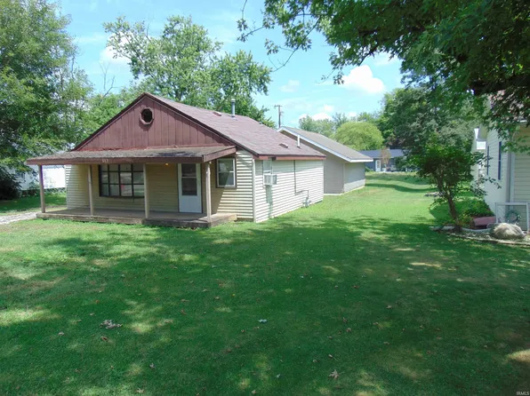 613 East St, Monticello, IN 47960