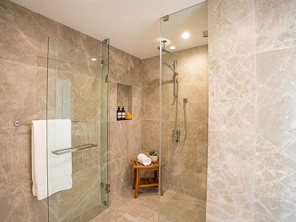 5th image of 7418 Paulson St #707