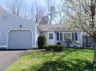 218 Deer Run Trl, Manchester, CT 06042