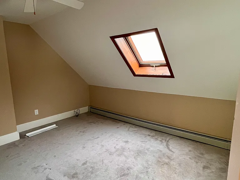 19 Irving St #3W — Photo 2
