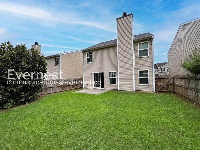 2395 Mayfair Dr — Photo 13