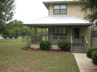 101 Bunker Hill Dr, Comanche, TX 76442