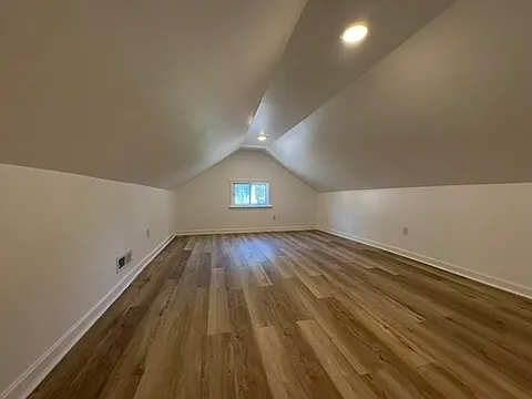 117 N Toll St — Photo 15