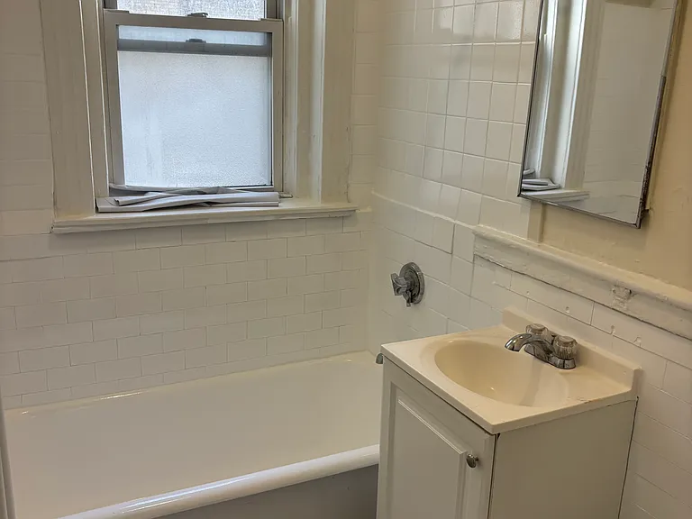 1204 Boylston St #7 — Photo 2