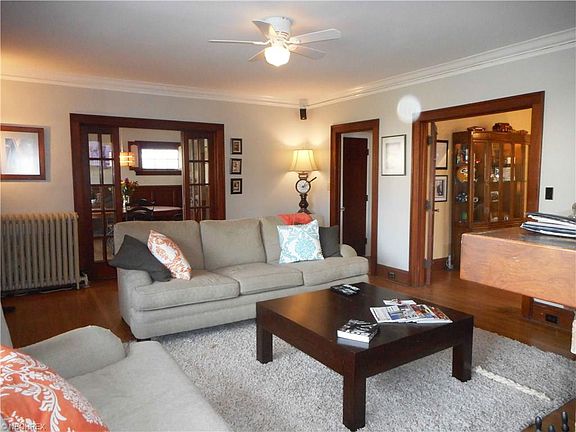 2nd image of 17605 Riverway Dr