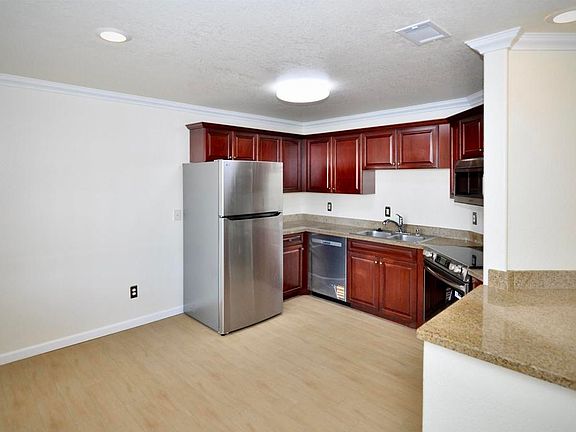 3rd image of 3512 Paseo De Los Americanos Unit 93