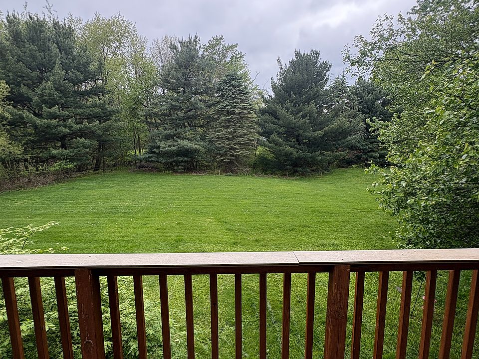 1st image of 44 Monmouth Dr