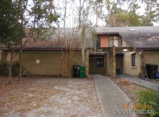 6908 SW 46th Ave, Gainesville, FL 32608