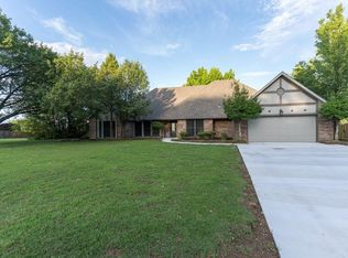 1505 Oak Knolls Dr, Fort Smith, AR 72903