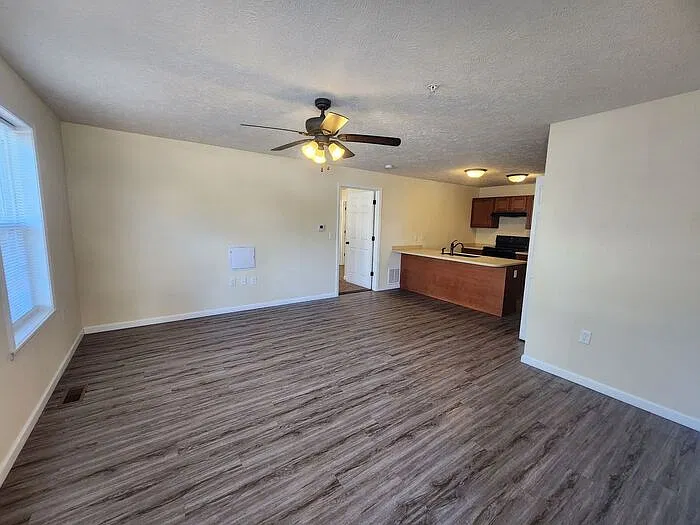 1 bed, 1.0 bath, 850 sqft, $825 — Photo 3