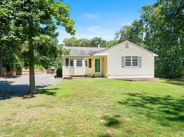26 Lomurno Ln, Cape May Court House, NJ 08210