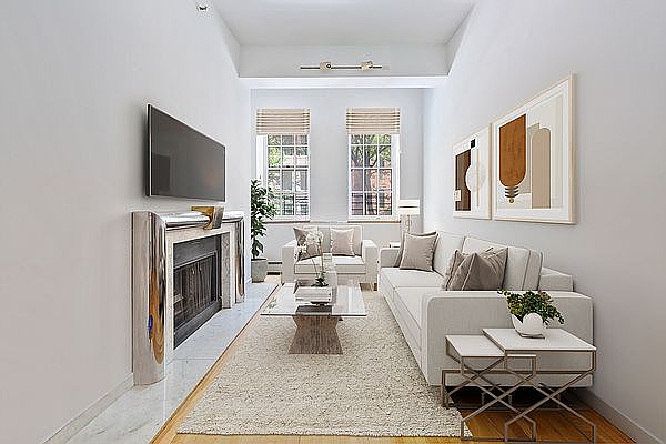 1st image of 112 E 71st St APT 3A