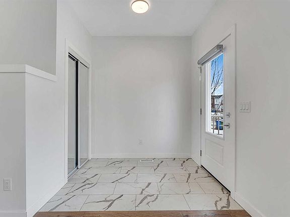 2nd image of 103 W Cornerstone Path NE