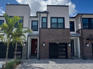 8362 NW 7th Ct #8362, Fort Lauderdale, FL 33324