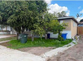 716 Civic Center Dr, Vista, CA 92084