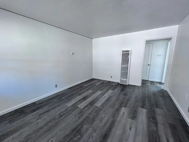 1017 Lochbrae Rd — Photo 5