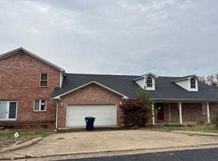 34 Valley View Dr E, Russellville, AR 72802