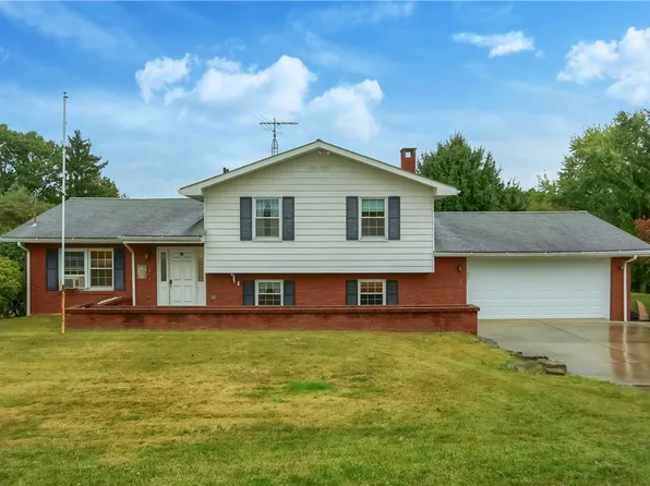 131 Ridge Ave, Freedom, PA 15042