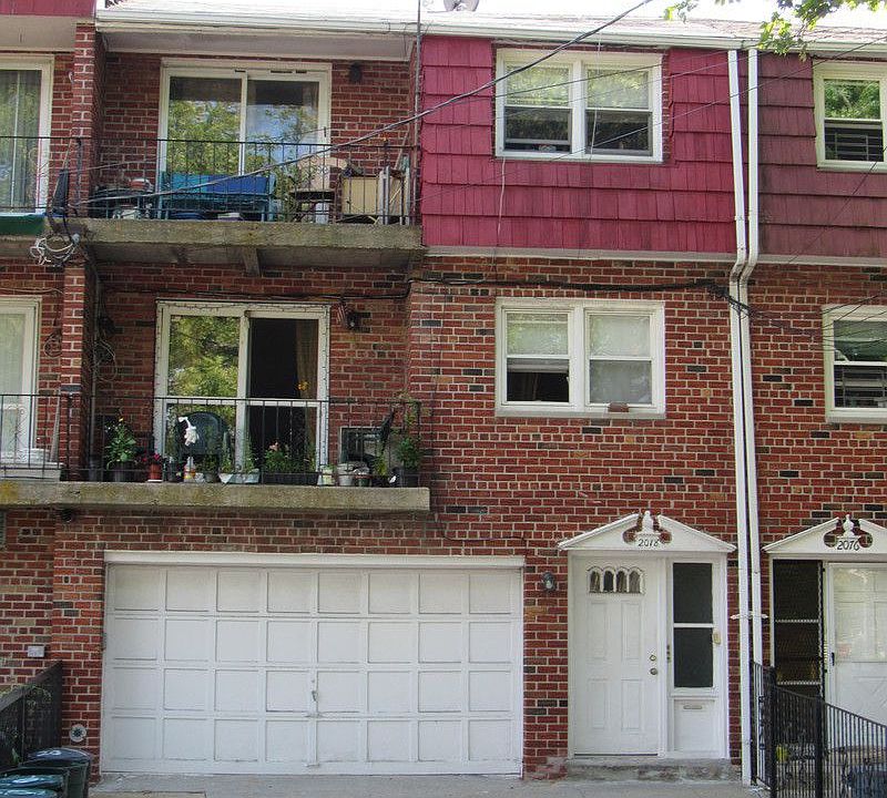 1st image of 2078 E 58th St
