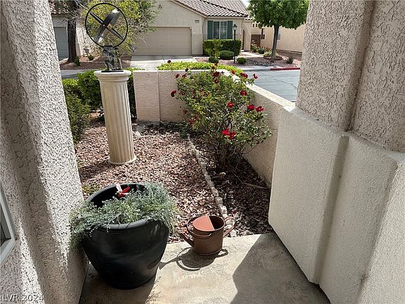 3rd image of 4434 Verdiccio Ave