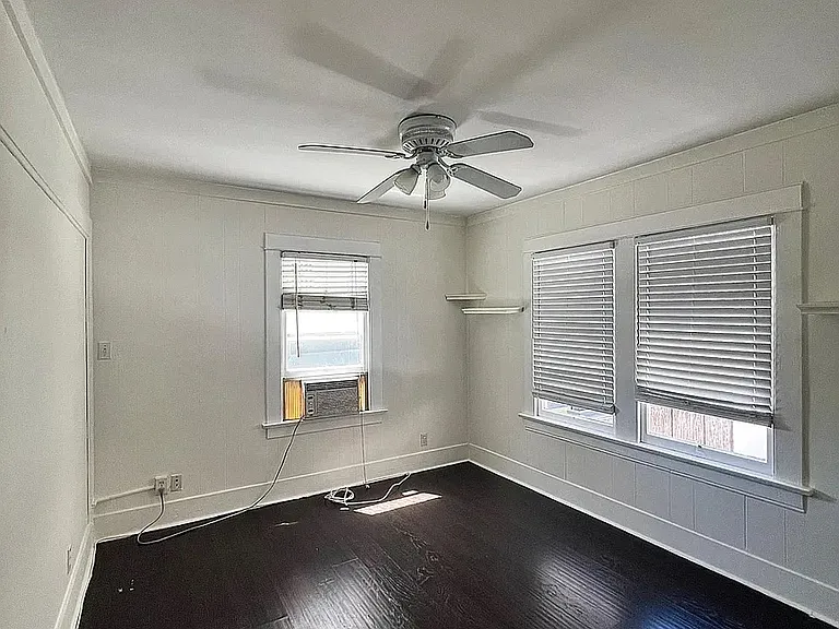918 1/2 Palm Ave #D — Photo 3