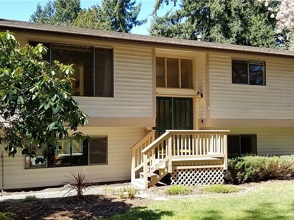 2nd image of 19916 SE 25th Pl