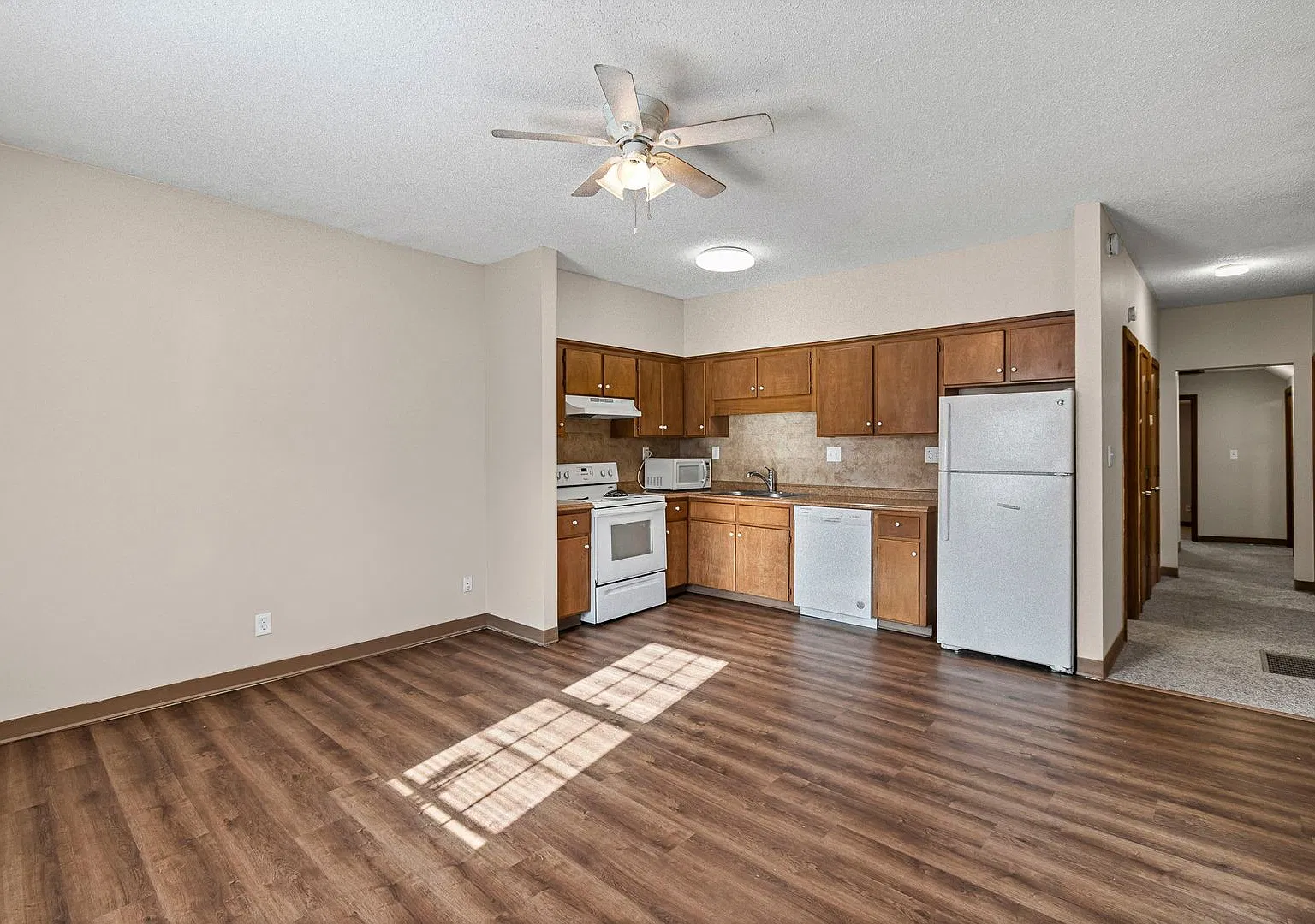 Adorable Home Walking Distance to KU Med & 39th Street — Photo 1
