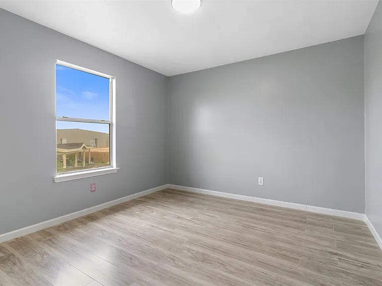 19747 Byron Meadows Dr — Photo 17