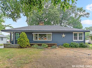 195 E 28th St, Holland, MI 49423