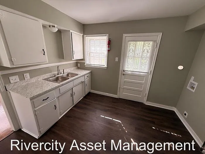 3305 Hendricks Ave — Photo 5