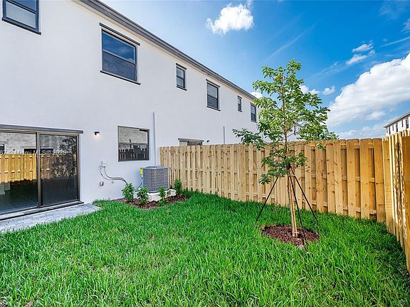4th image of 13235 SW 286th St #13235
