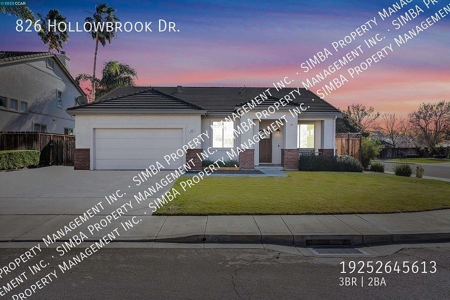 1st image of 826 Hollowbrook Dr