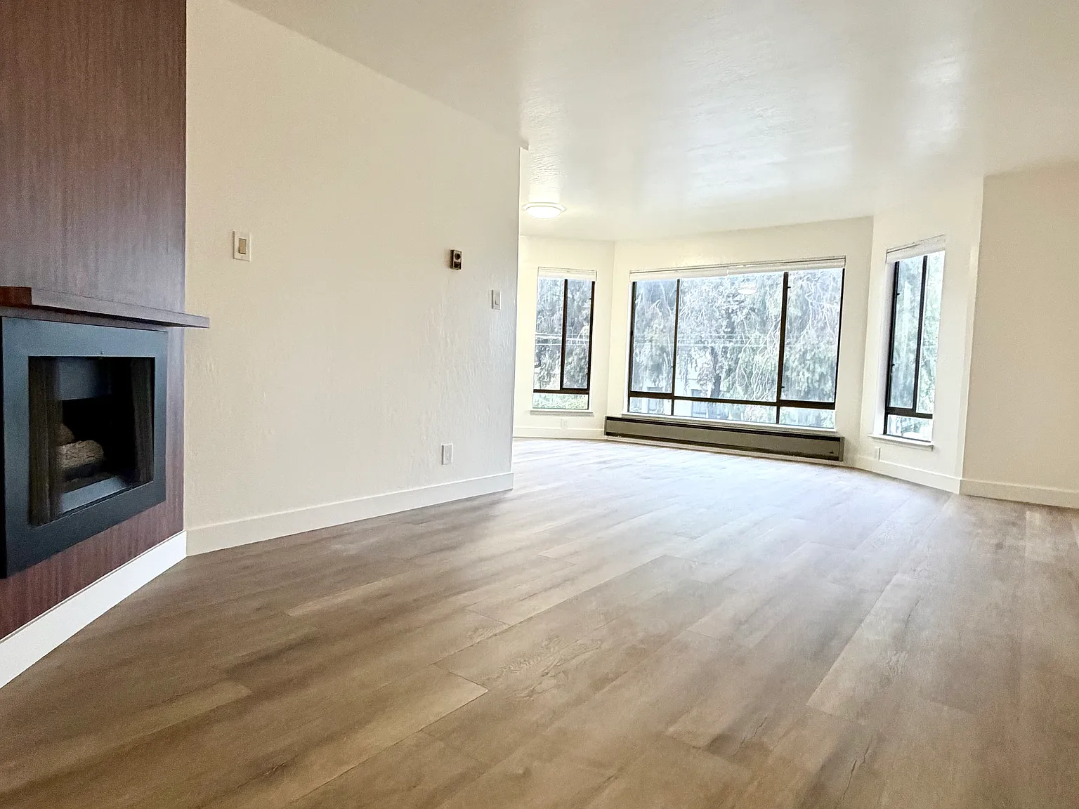 1 bed, 700 sqft, $6,495 — Photo 1