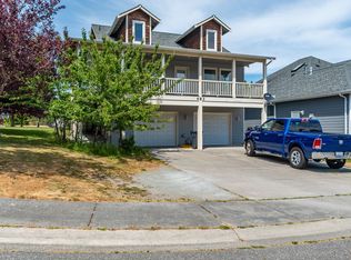 483 SW Erie Cir, Oak Harbor, WA 98277