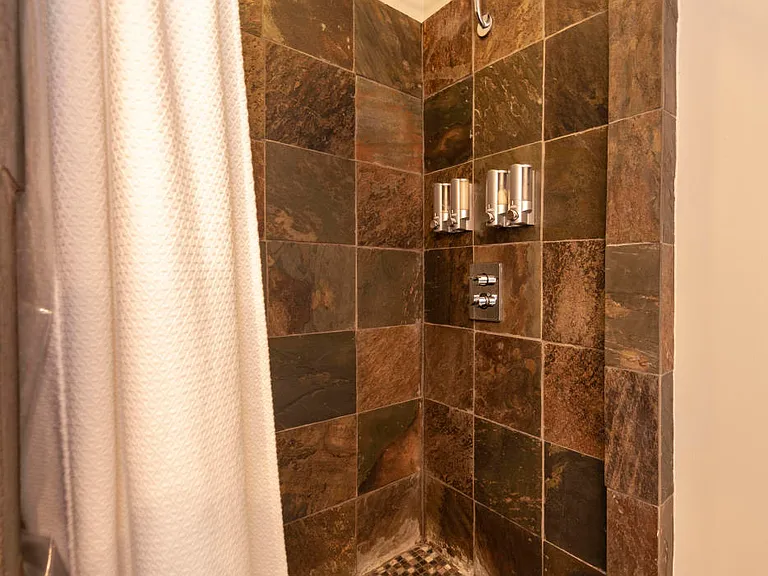 440 Spring Lake Dr — Photo 22
