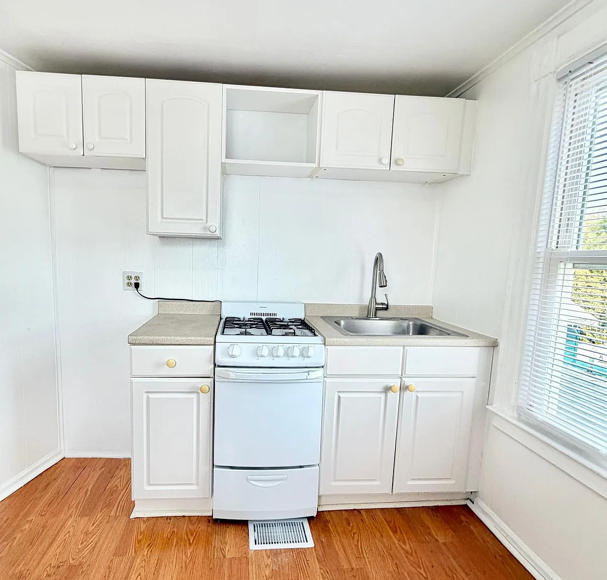 Building Photo - 386 Lighthouse Rd #A2