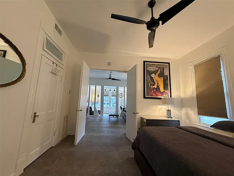318 Hyde Park Blvd #A — Photo 14