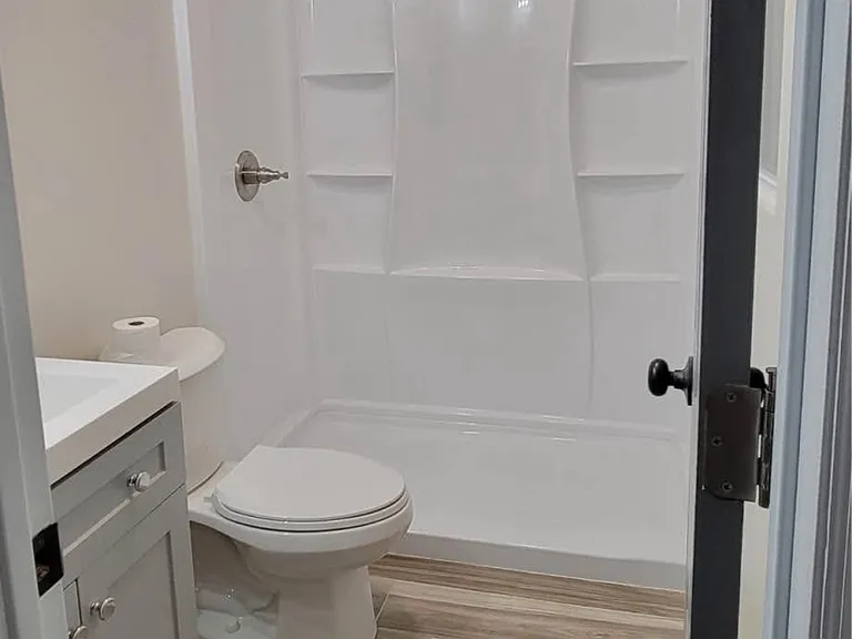 40 Honiss St #2 — Photo 6
