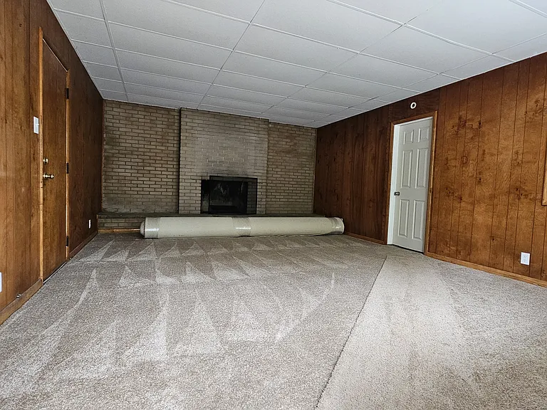 570 Wyandot Ave — Photo 7