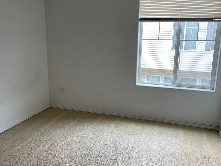 8626 SE Lafayette St #2 — Photo 5