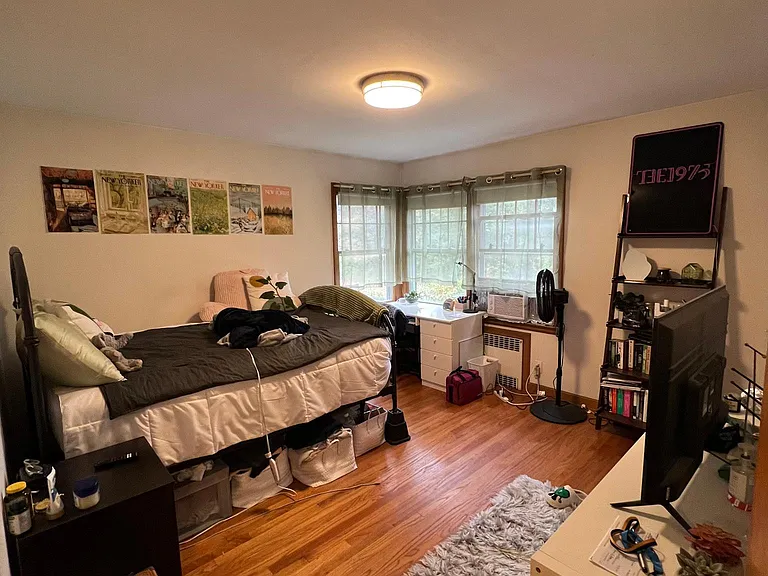 94 Sleeping Giant Dr — Photo 8