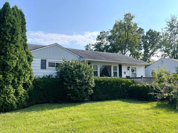 2321 Sequoit Rd, Waukegan, IL 60087