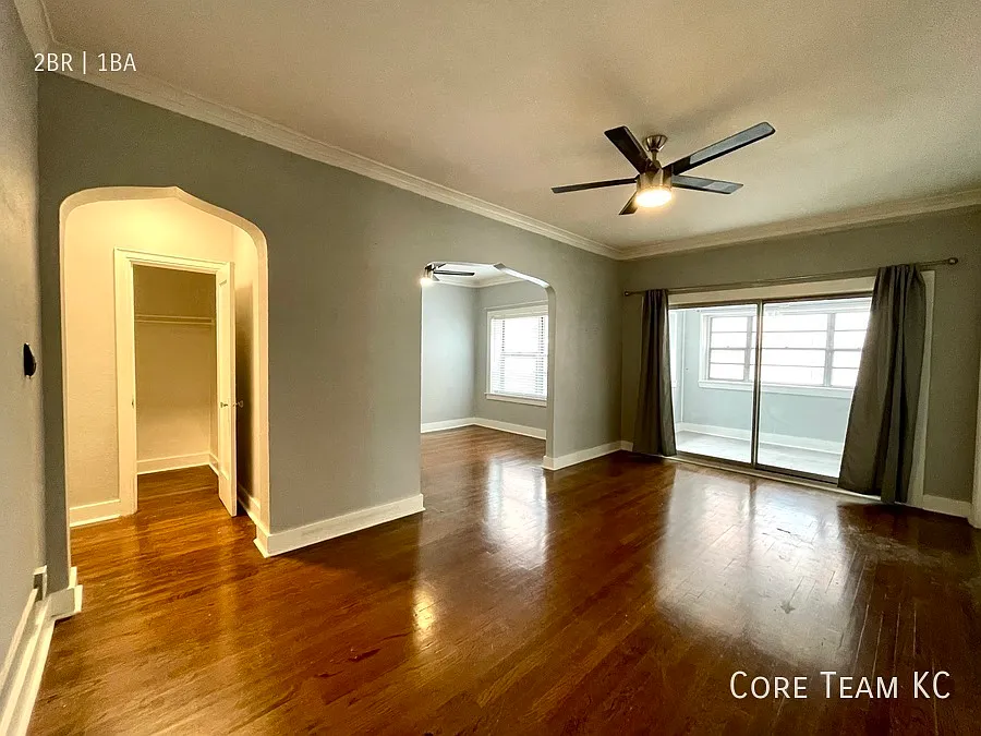 The Braemer Top Floor 2 Bedroom — Photo 2